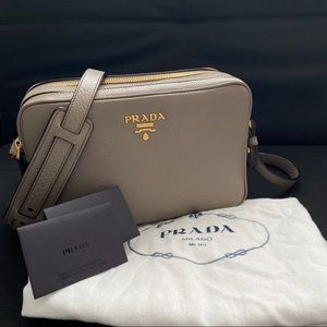 EUC Prada Gray Vitello Phenix Double Zip Crossbody